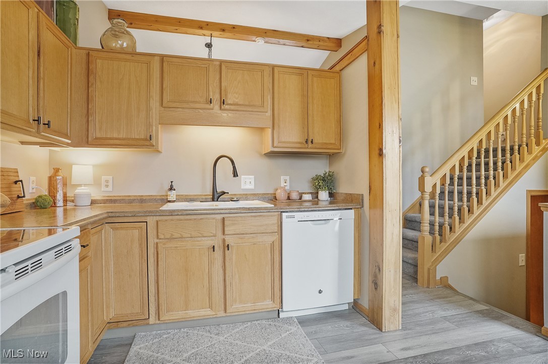 651 Sturbridge Drive, Medina, Ohio image 8