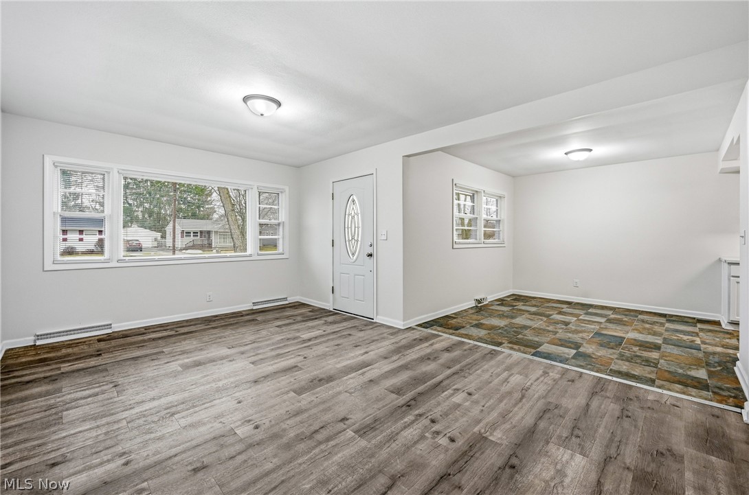 Niles City - Residential