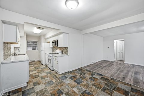 Tiny photo for 1323 Old Forge Road, Niles, OH 44446 (MLS # 5190253)