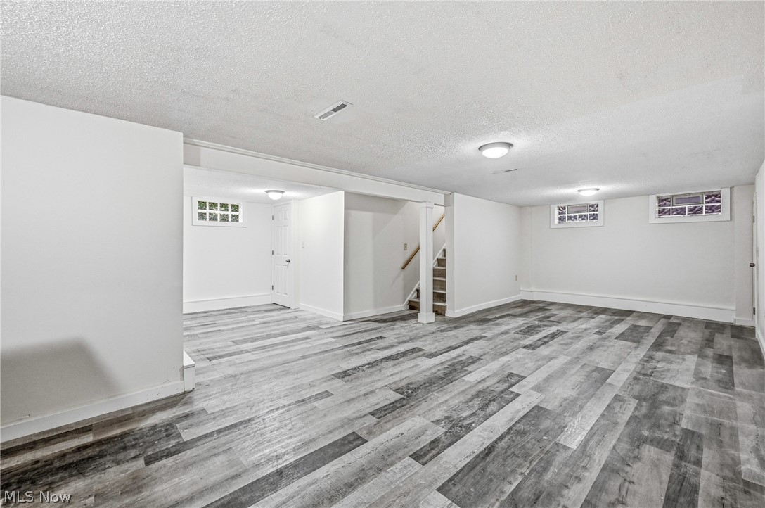 Niles City - Residential