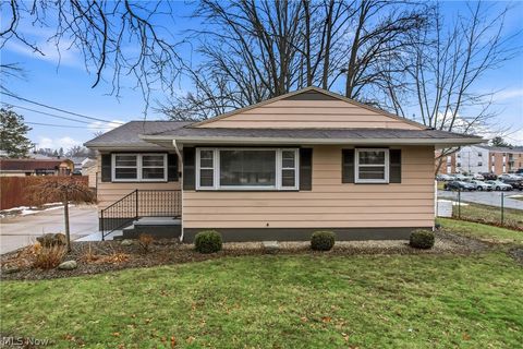 Photo of 1323 Old Forge Road, Niles, OH 44446 (MLS # 5190253)