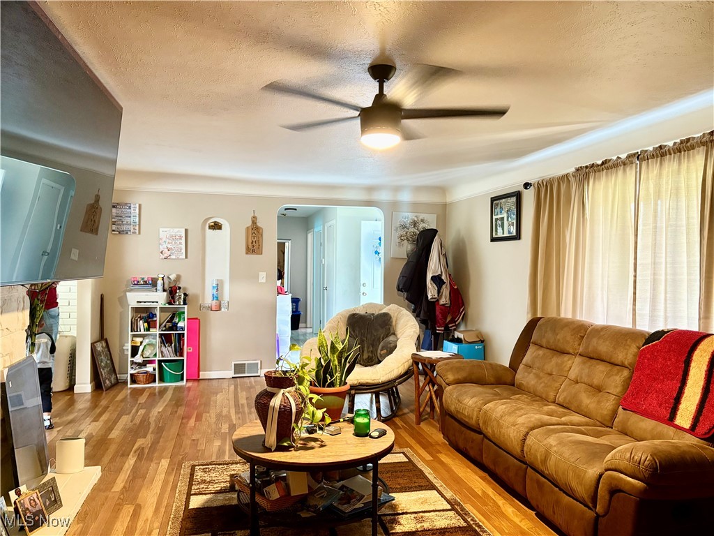 13300 Carpenter Road, Cleveland, Ohio image 4