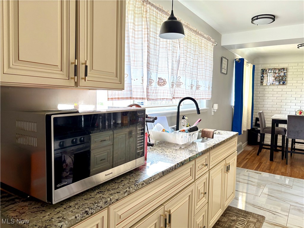 13300 Carpenter Road, Cleveland, Ohio image 7