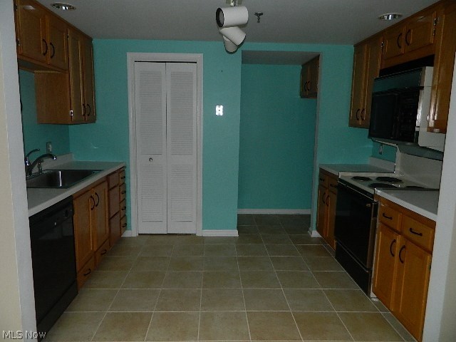 Westlake Condo - Residential