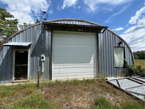 Tiny photo for 15441 Johnson Road, Lisbon, OH 44432 (MLS # 5216371)