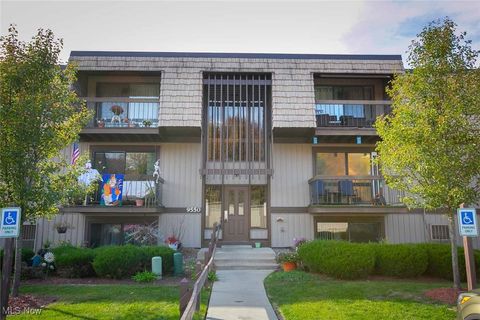 9550 Cove Drive Unit D24, North Royalton, OH 44133 - #: 5081254