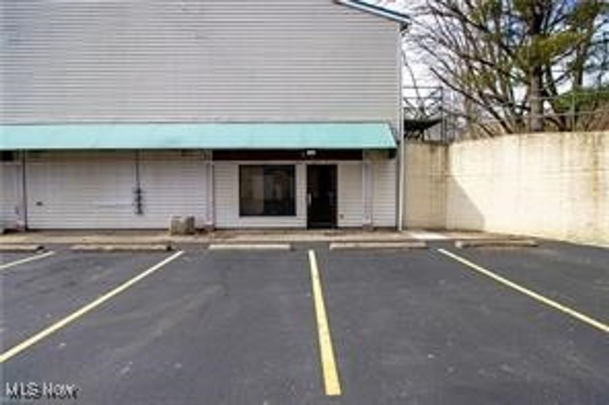 2 lower level spaces of 2,500 sq ft each or could be one space of 5,000 sq ft. At $1,800.00 each-comes with 25 parking spaces and a sign at the road for their name.