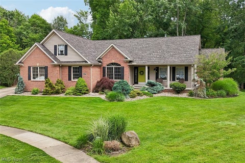 Homes For Sale - 217 Indian Park Drive<br/> Tallmadge, OH 44278