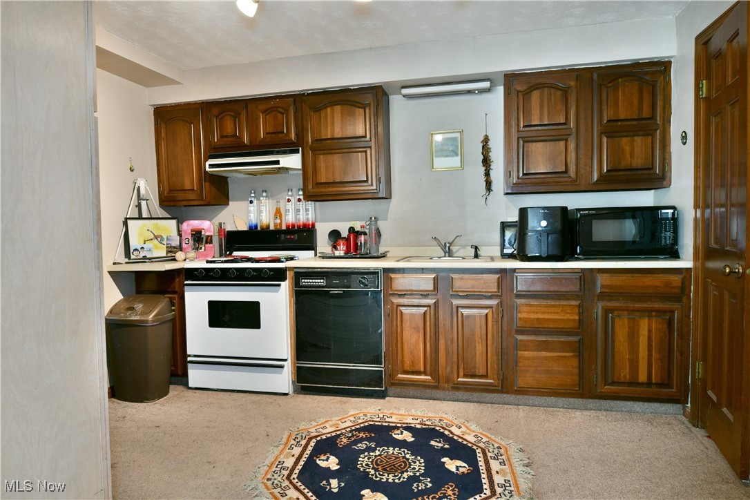 6152 Southern Hills Court, Canfield, Ohio image 35