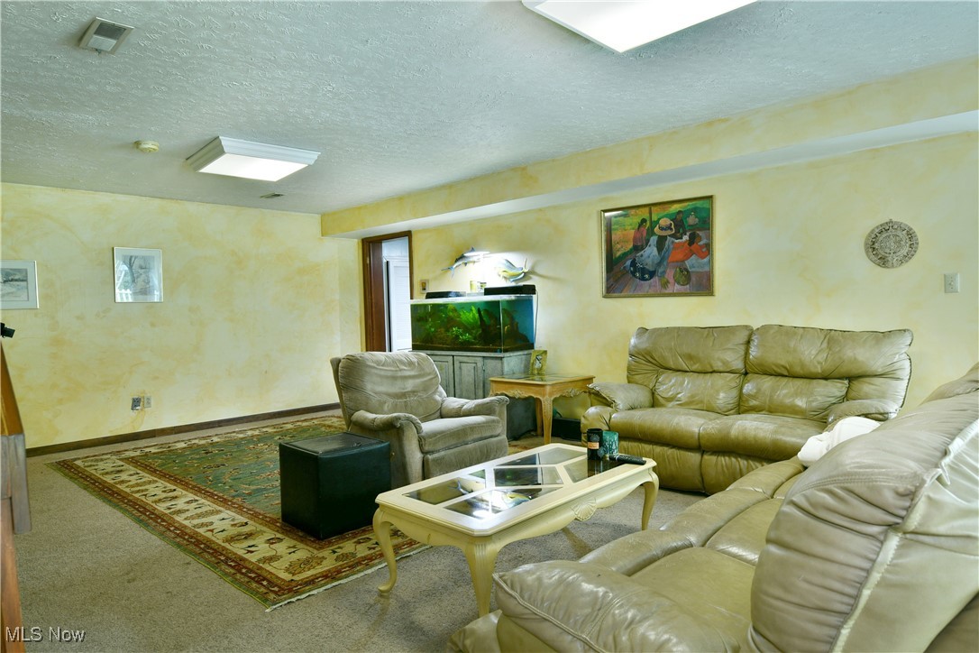 6152 Southern Hills Court, Canfield, Ohio image 31