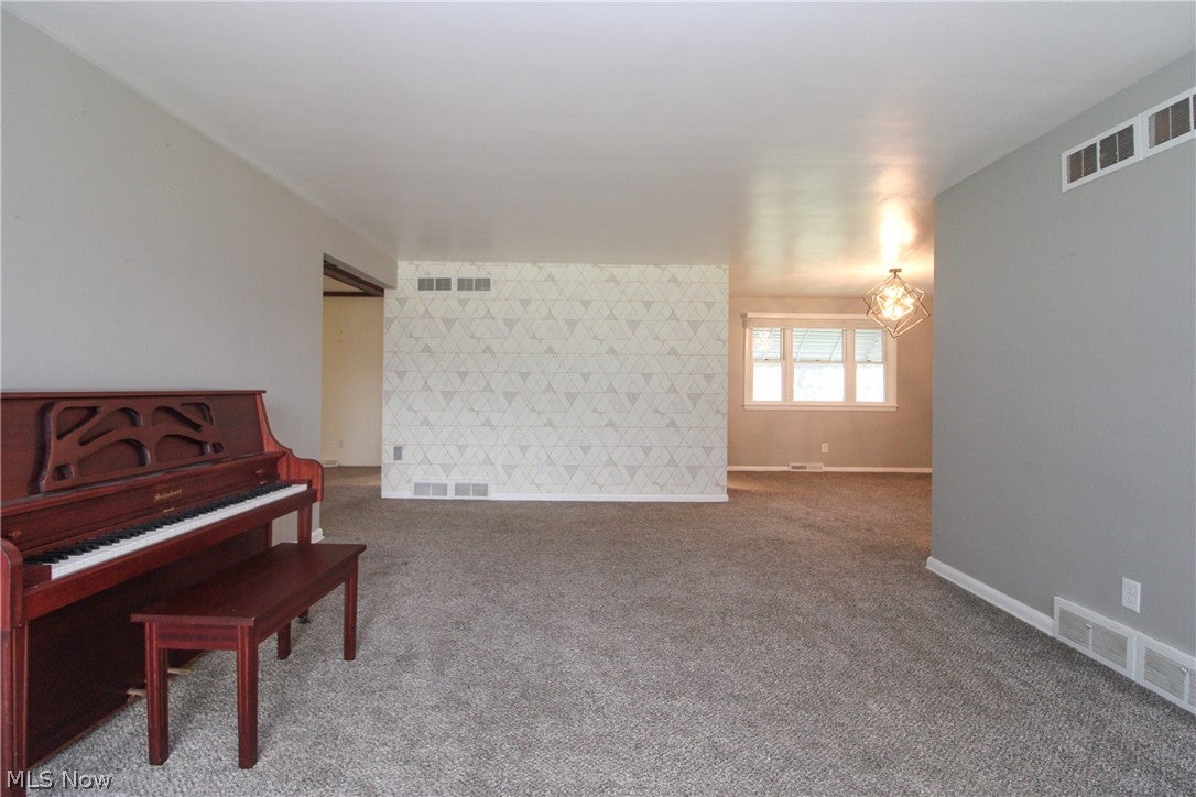 2985 Heatherbrae Drive