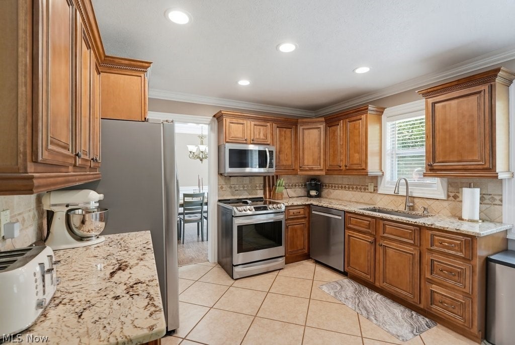 7875 Newcomb Drive