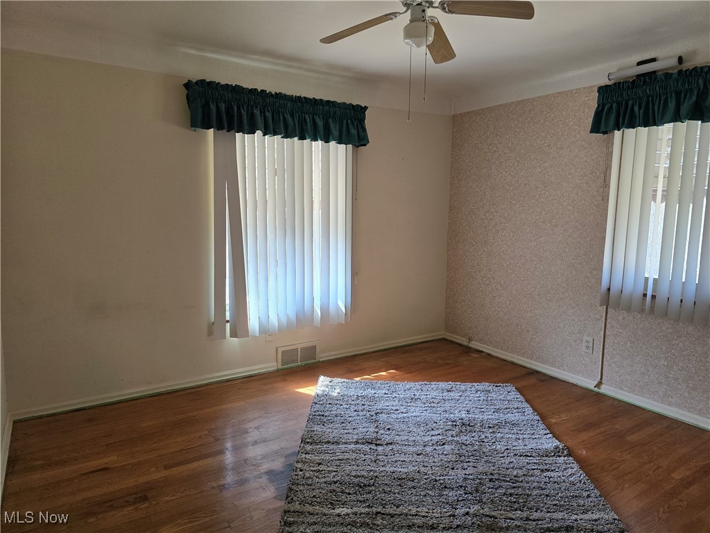 6516 W Ridgewood Drive, Parma, Ohio image 17