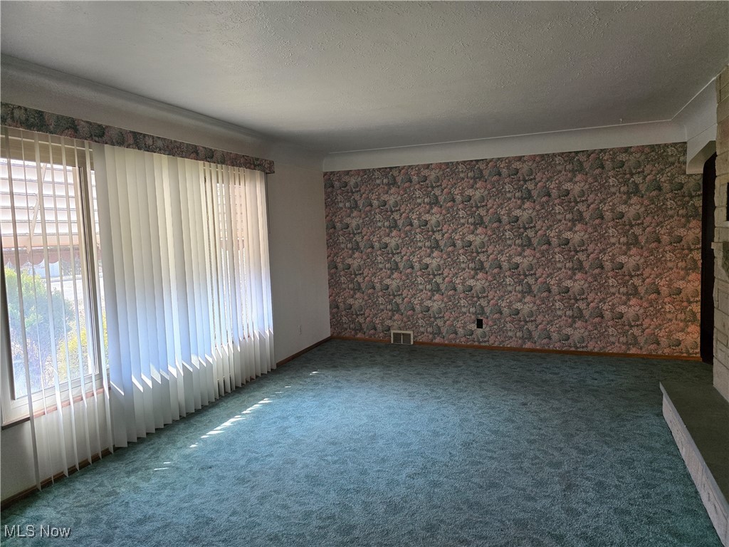 6516 W Ridgewood Drive, Parma, Ohio image 5