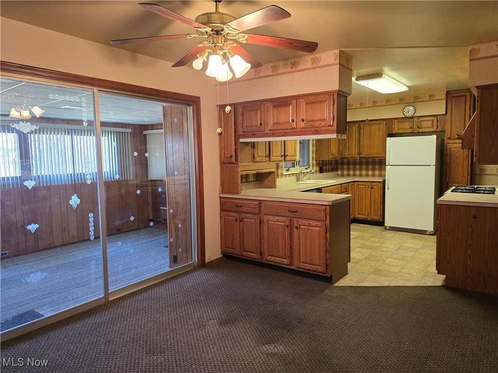 6516 W Ridgewood Drive, Parma, Ohio image 9