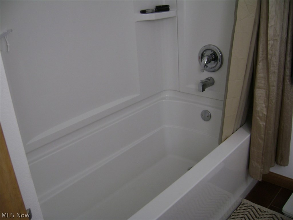 Gabriella Gardens 03 - Residential