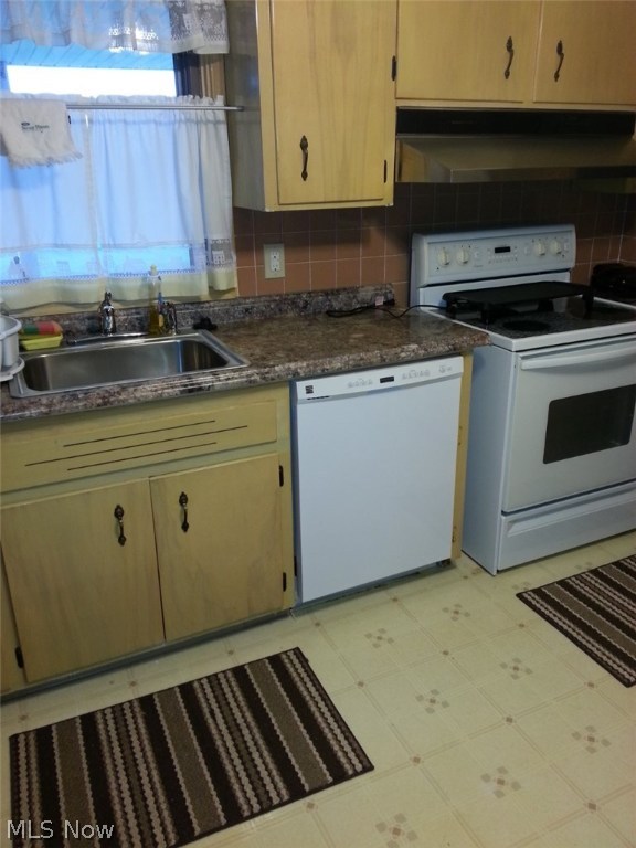 Gabriella Gardens 03 - Residential