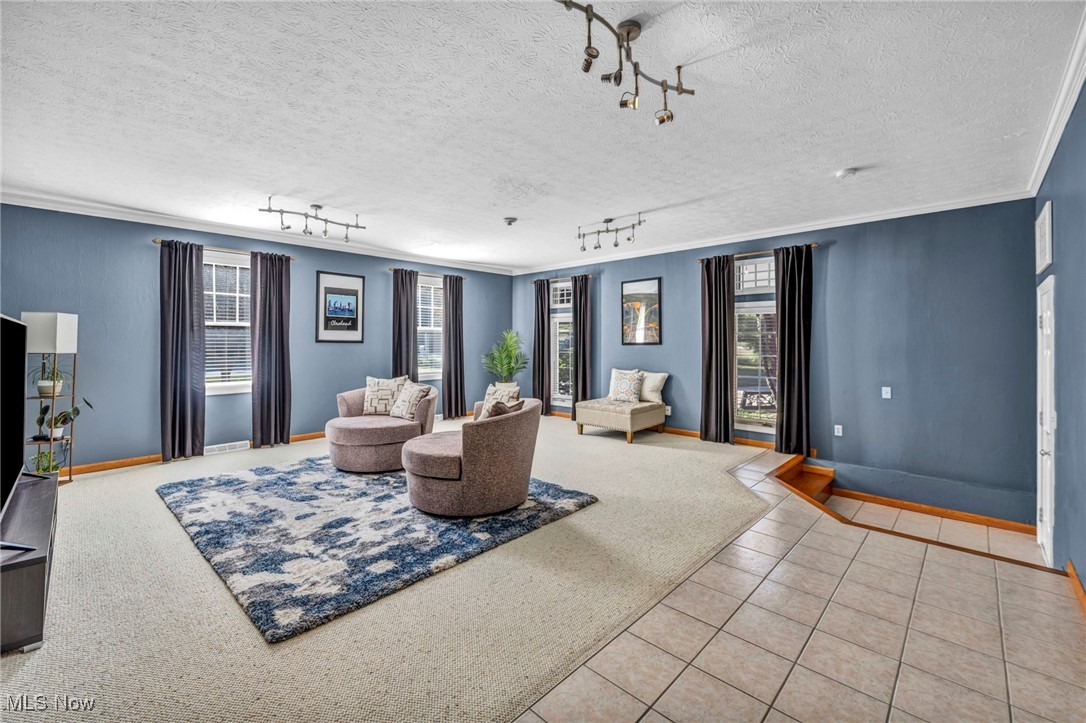 Cali Woods - Residential