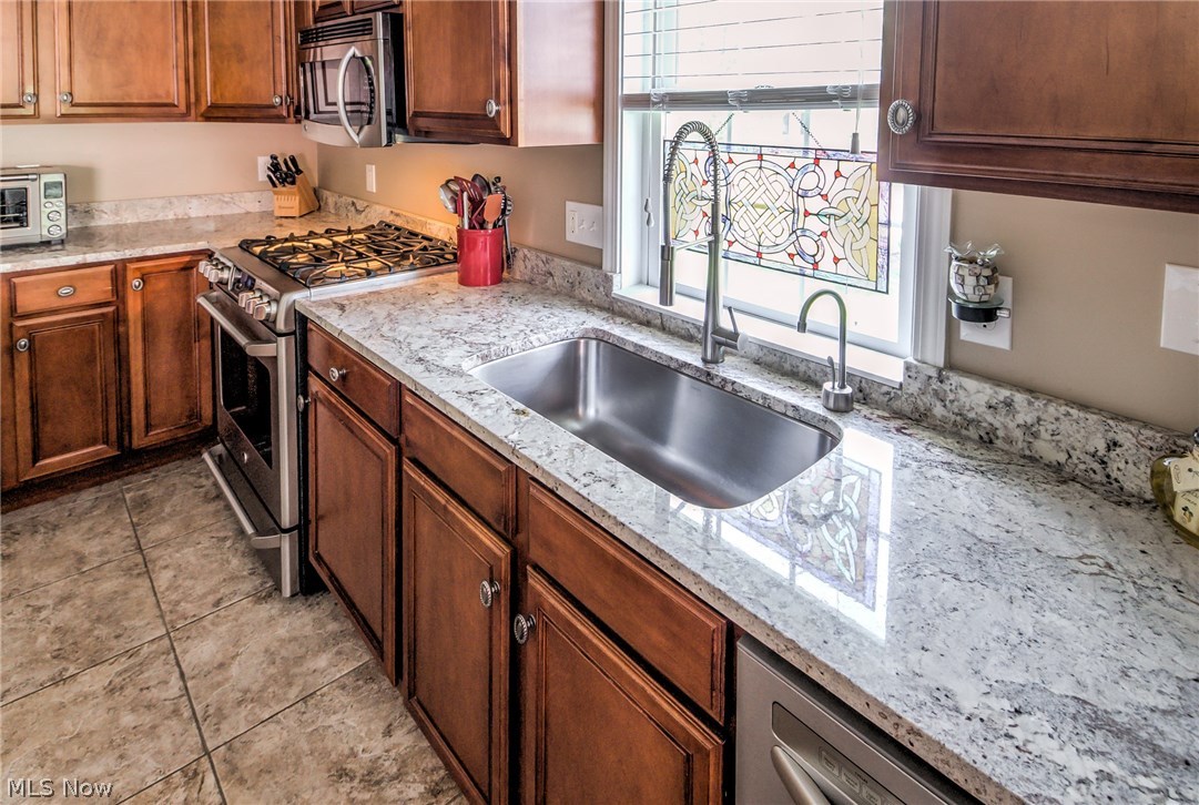 Greenwood Hlnds Condo Ph 15 - Residential