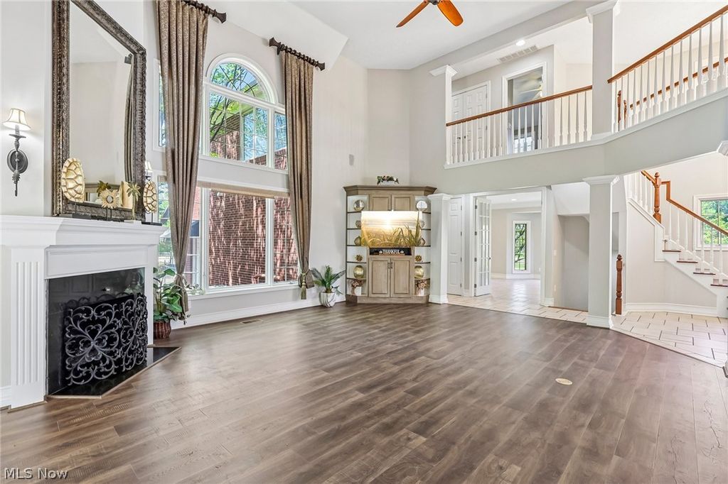 Photo of 1400 Cobblestone Way, Westlake, OH 44145 (MLS # 5204690)