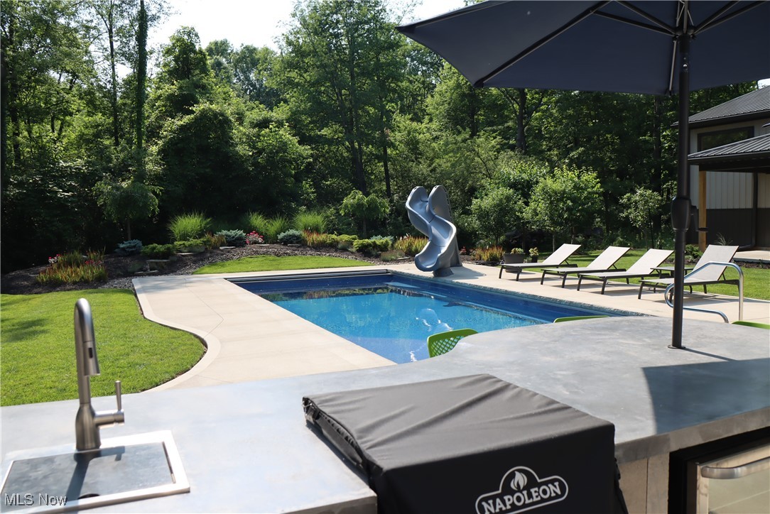 812 Spring Water Drive