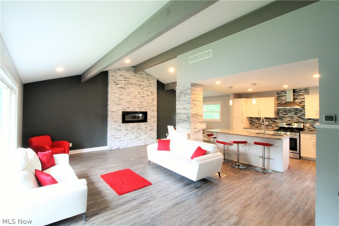 North Portage Path Estates - Residential