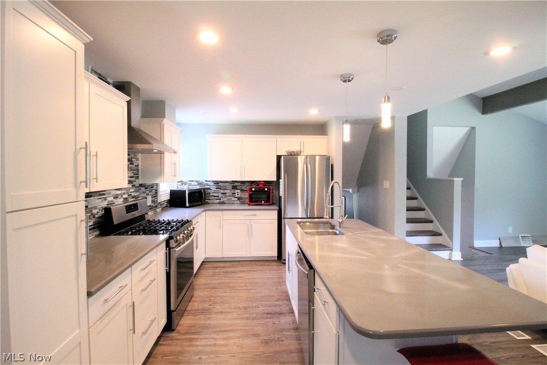 North Portage Path Estates - Residential