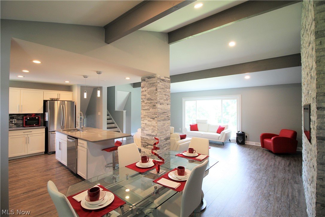 North Portage Path Estates - Residential