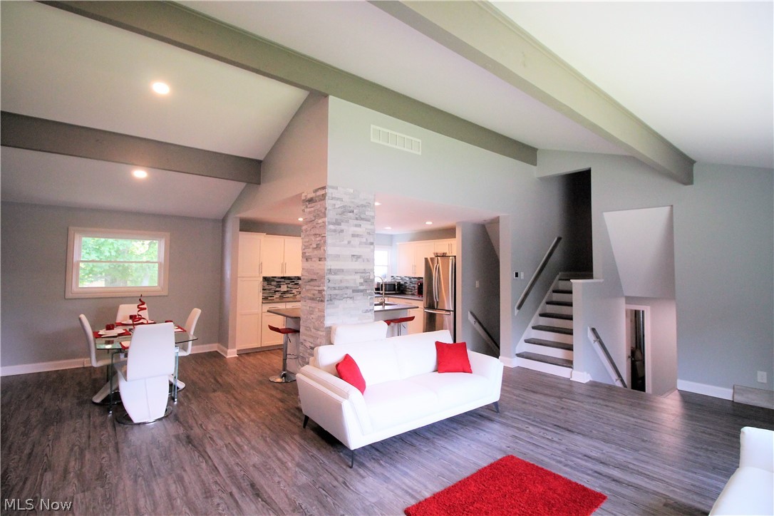 North Portage Path Estates - Residential