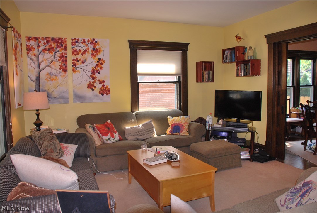 Miller & Howes - Residential Lease