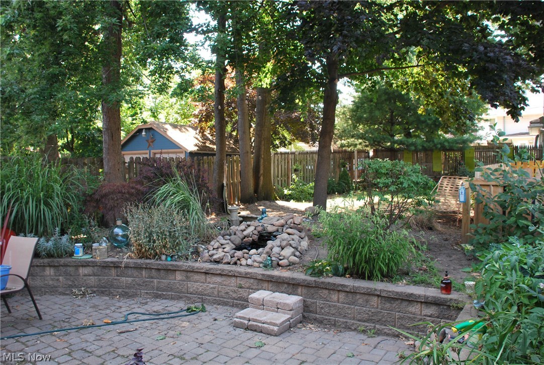 Miller & Howes - Residential Lease