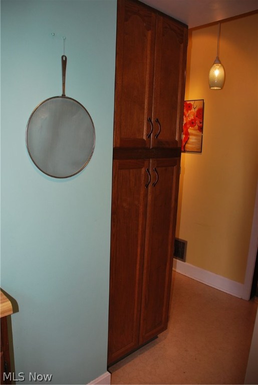 Miller & Howes - Residential Lease