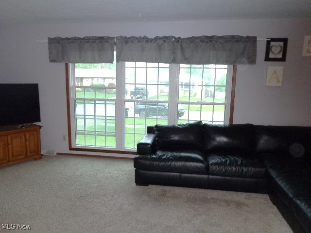 2841 Bowmen Lane, Parma, Ohio image 9