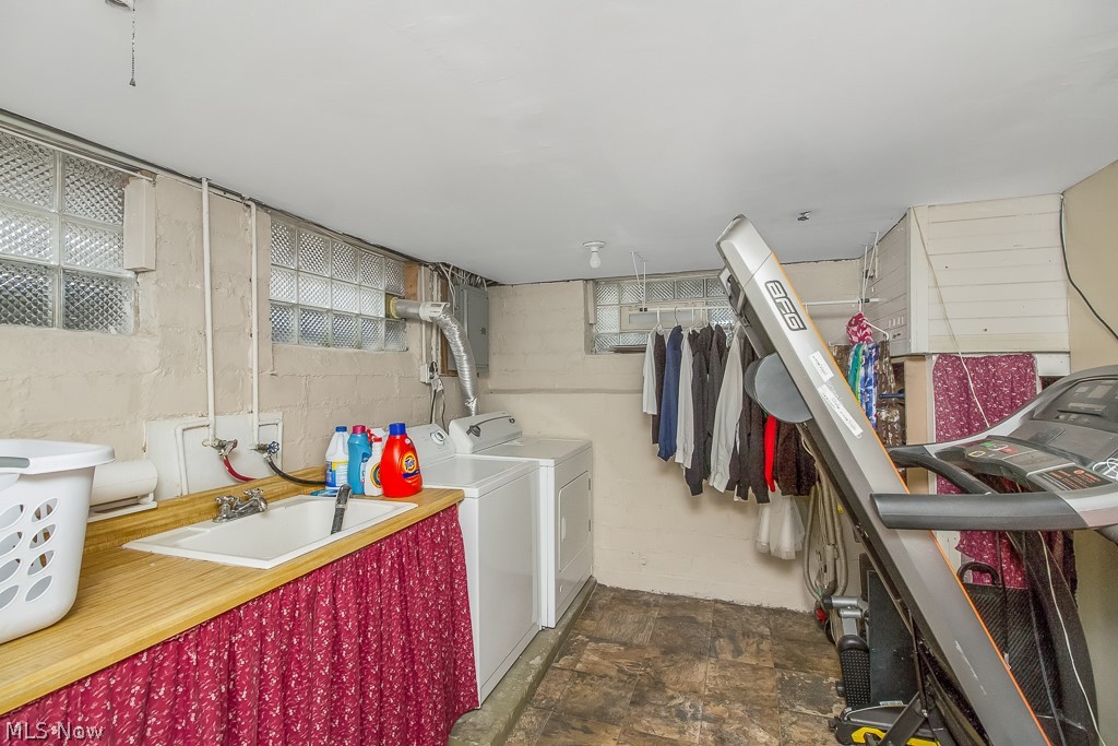 Ridgeview Manor - Residential