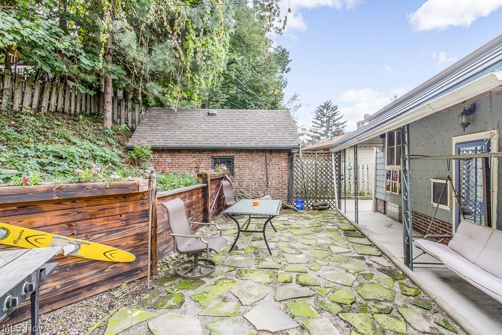 Ridgeview Manor - Residential