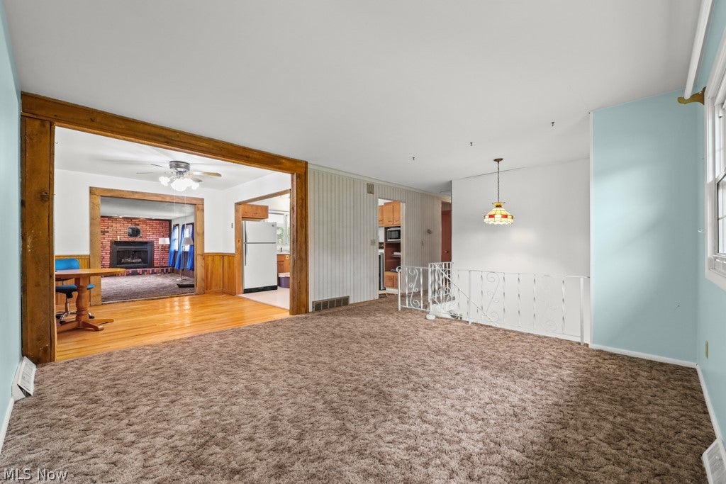 1242 Frost Road