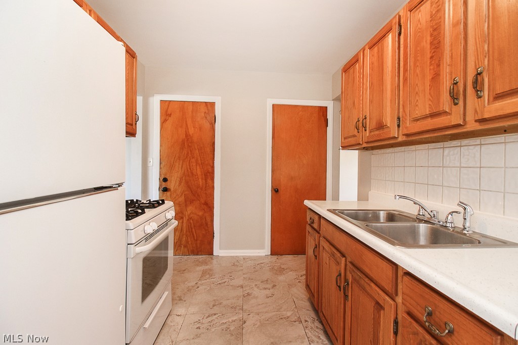 Day-Camp Realty Cos Southland - Residential Lease
