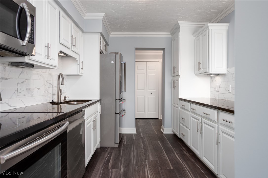 12550 Lake Avenue #1305, Lakewood, Ohio image 16
