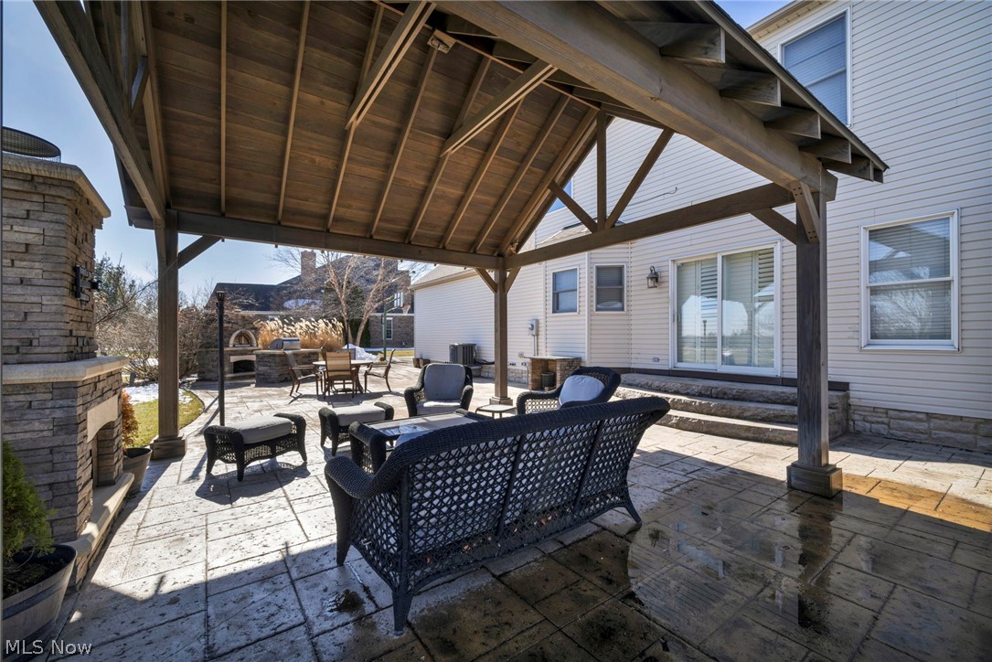 Fox Meadow - Residential