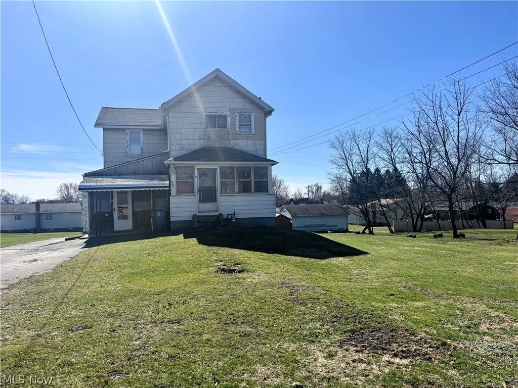 Photo of 667 Hyatt Ave. Ave, Campbell, OH 44405 (MLS # 5191809)