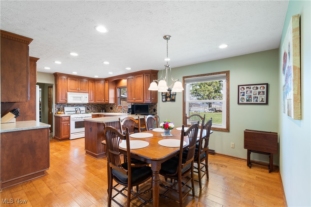 3754 Lauraland Avenue, Wooster, Ohio image 8