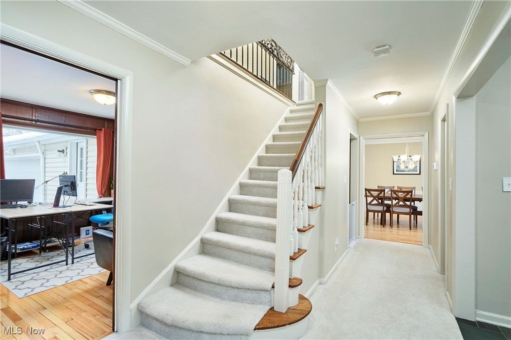 Photo of 2666 Cranlyn Road, Shaker Heights, OH 44122 (MLS # 5175329)