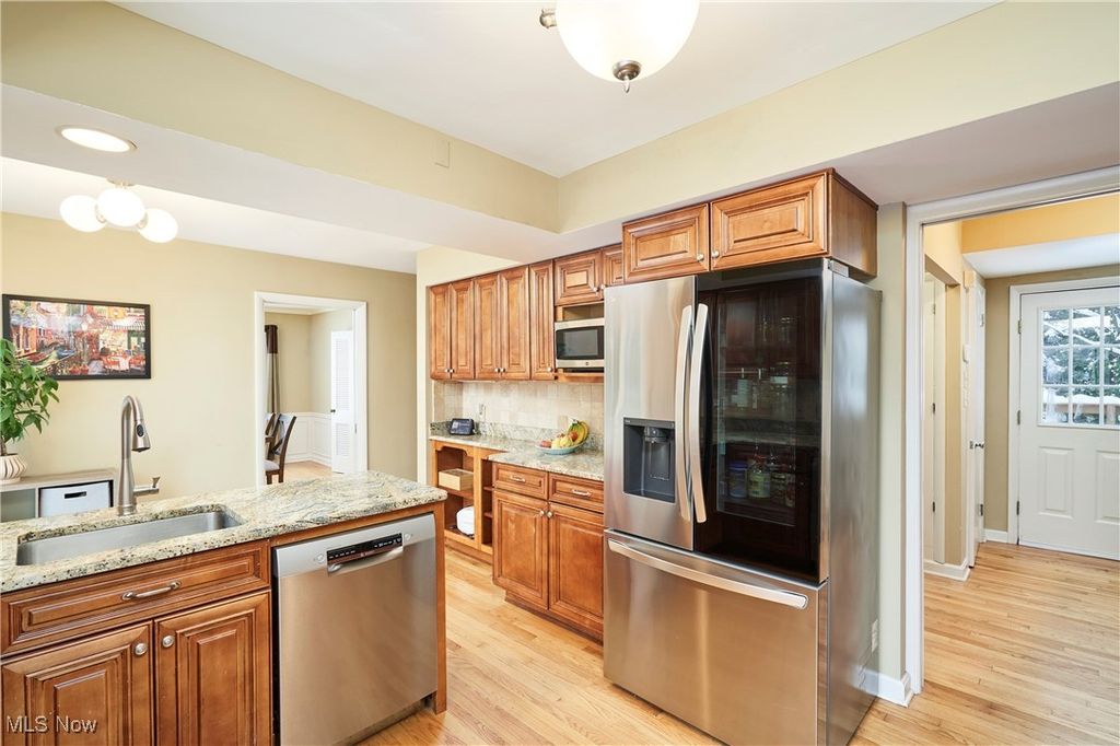 Photo of 2666 Cranlyn Road, Shaker Heights, OH 44122 (MLS # 5175329)