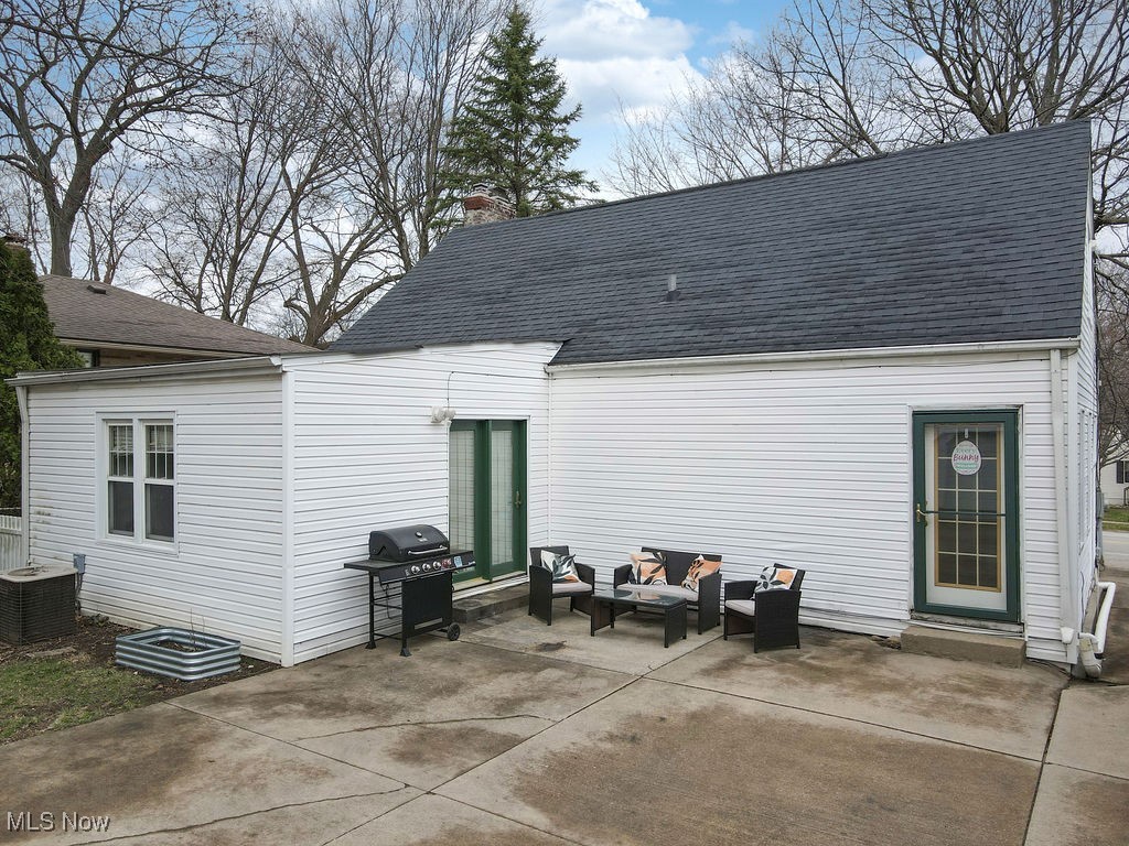 844 Tallmadge Road, Cuyahoga Falls, Ohio image 32