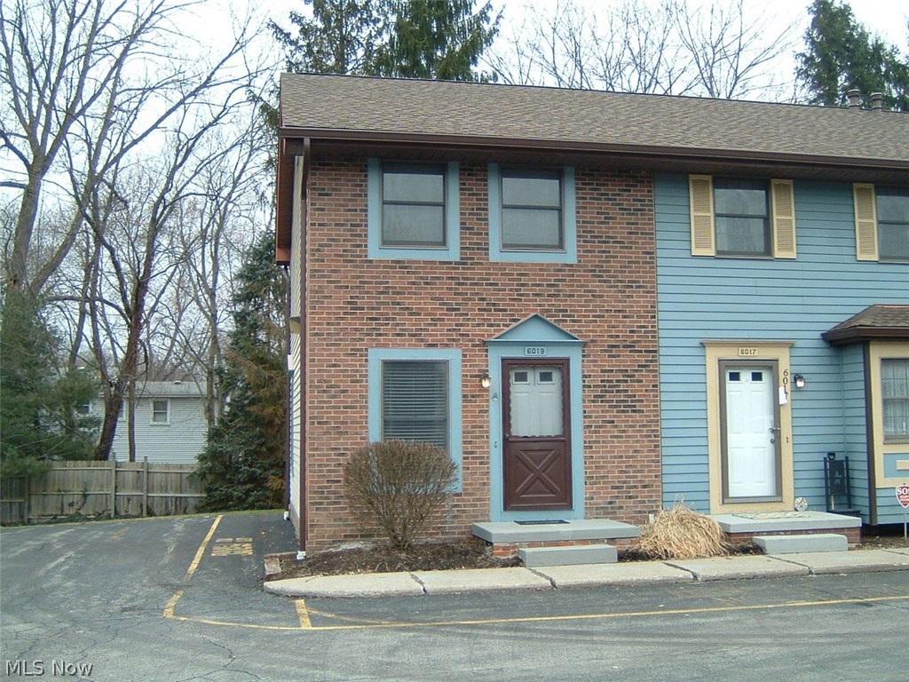 Stone Bridge 1 - Residential