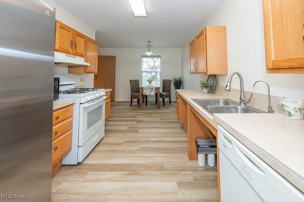 1305 Elmside Street, Alliance, Ohio image 3