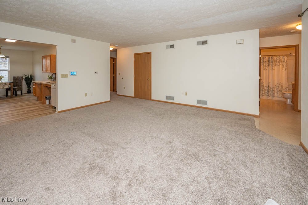 1305 Elmside Street, Alliance, Ohio image 16
