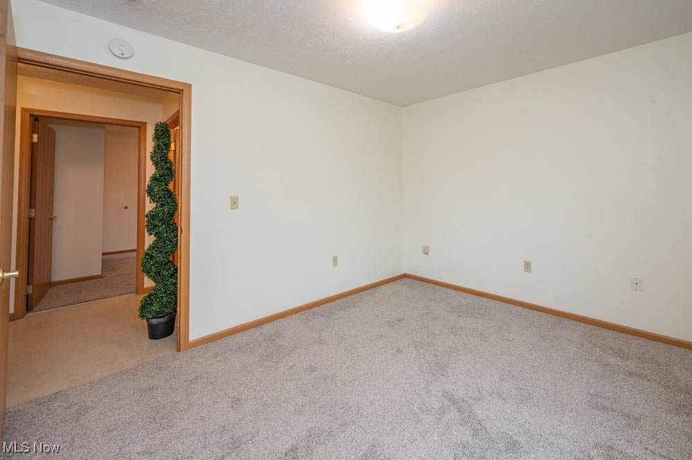 1305 Elmside Street, Alliance, Ohio image 35