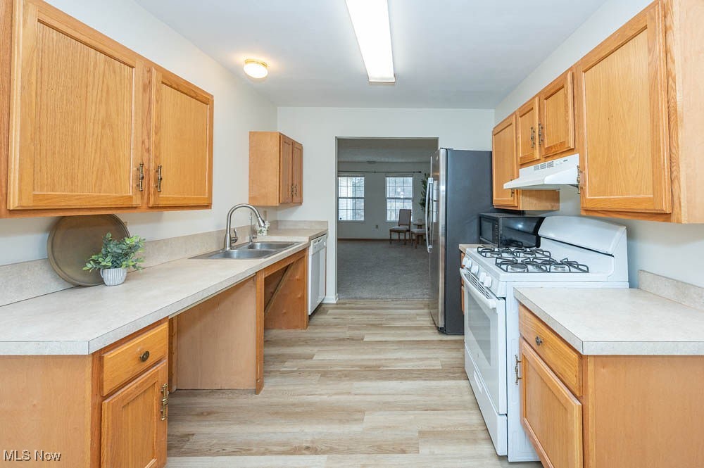 1305 Elmside Street, Alliance, Ohio image 6