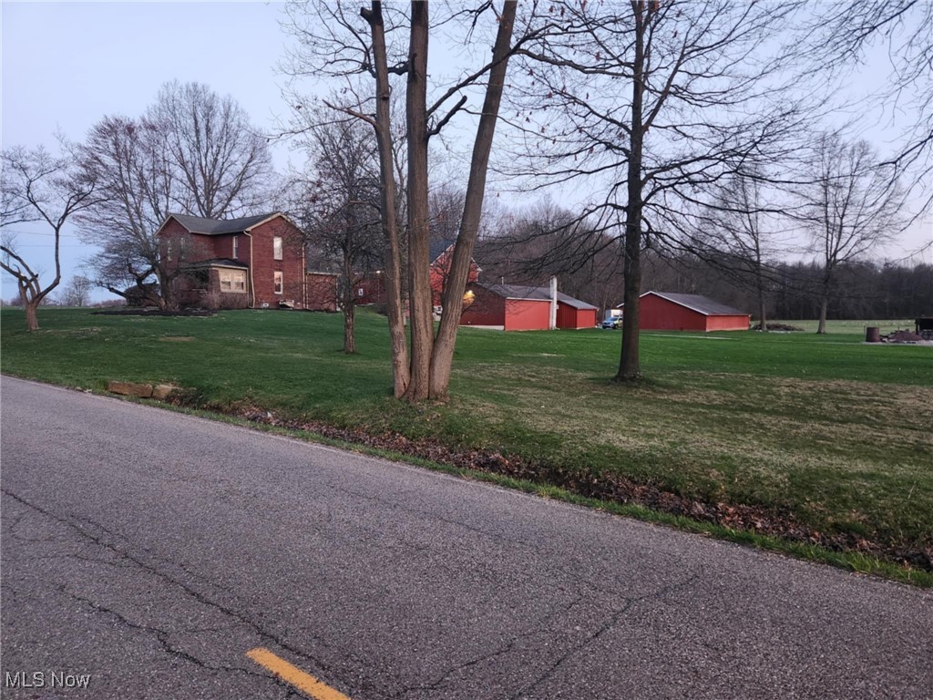 6498 Mcguffey Road, Lowellville, Ohio image 3